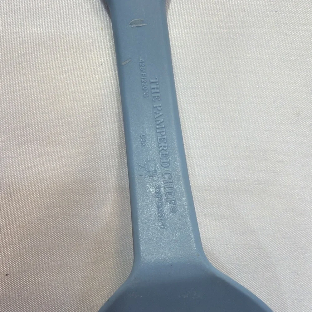 Pampered Chef VTG Blue Nylon Slotted Spatula Turner ‎ Heat Resistant 13